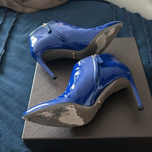 Gucci bright blue patent leather bootie - Picture 4 of 4